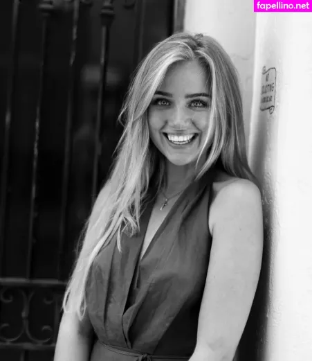 Eva Vlaardingerbroek OnlyFans Thumbnail #YhJm6nckxx