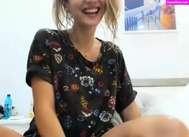 Eva75033301 OnlyFans Thumbnail #CarCV7YT9L