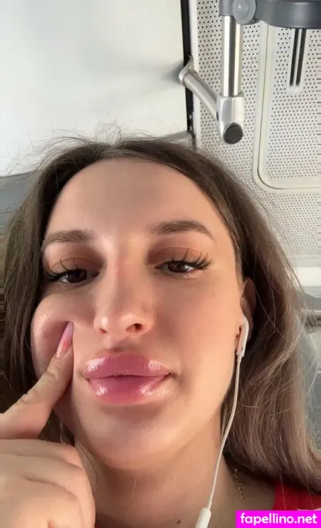 Evachains OnlyFans Thumbnail #TZKtG9J29k