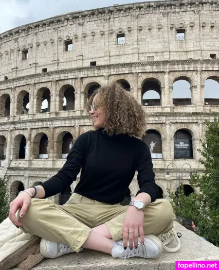 Evacurlysue OnlyFans Thumbnail #9IVQTqFs1B