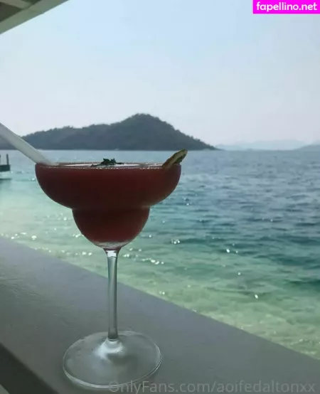 Evadeexo OnlyFans Thumbnail #vZ4vxdyL17