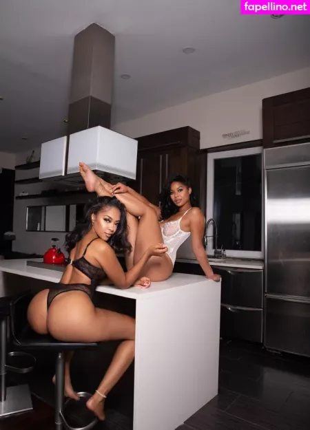 Evadimelo OnlyFans Thumbnail #wUYRNXAun2