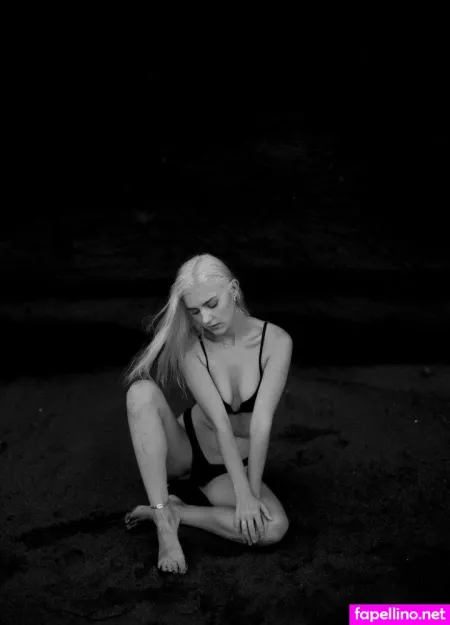 Evaelfiefree 1 OnlyFans Thumbnail #KyKxS5rbAl