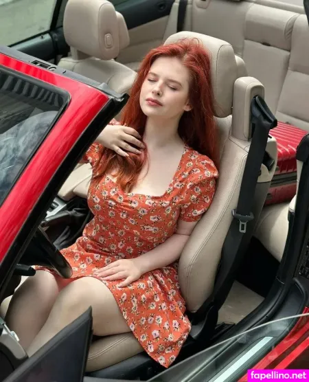 Evagreenxo OnlyFans Thumbnail #pW7D11eXiS