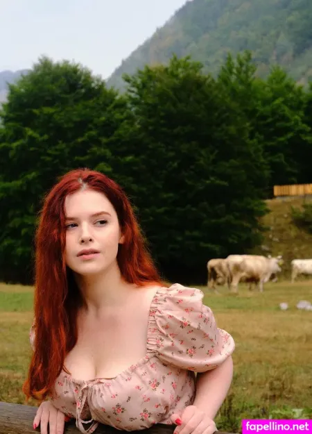 Evagreenxo OnlyFans Thumbnail #qzzc0jEaf5