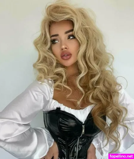 Evakisses OnlyFans Thumbnail #7zJjauC9NG