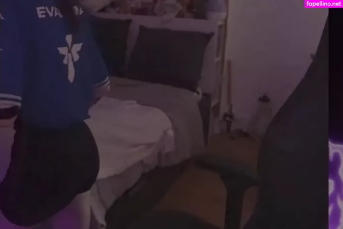 Evalunna OnlyFans Thumbnail #bv7duqKQM7