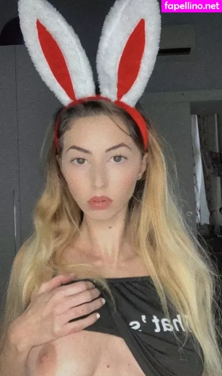 Evamenta OnlyFans Thumbnail #3t1ylgFnU4