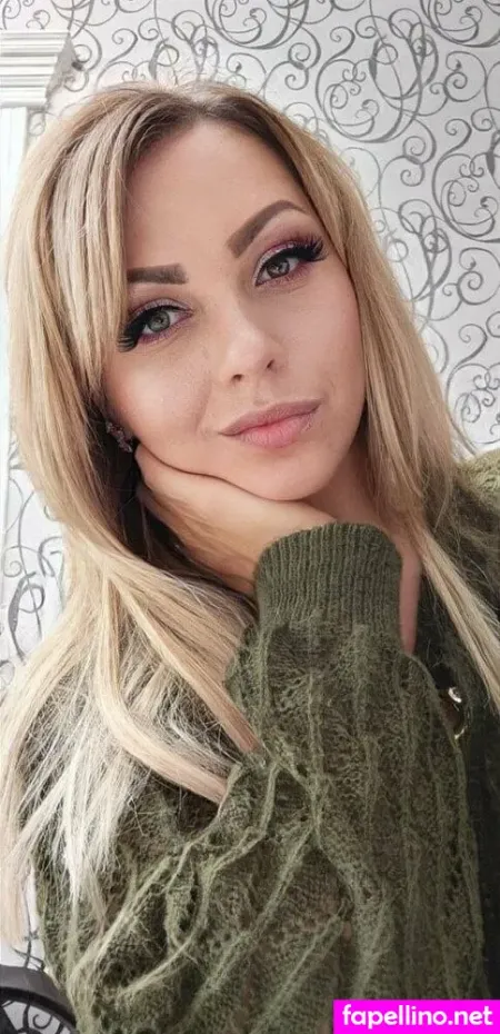 Evamoorevip OnlyFans Thumbnail #zBD4JYxrGM