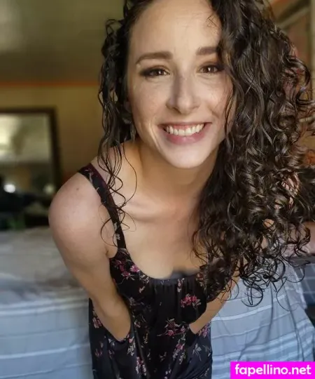 Evangelinewants2play OnlyFans Thumbnail #pewUtlTORk