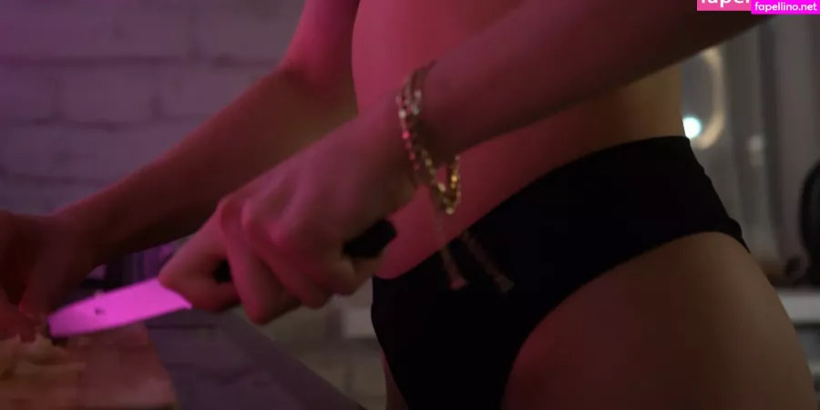 Evans Feet OnlyFans Thumbnail #coQIiGbcVP