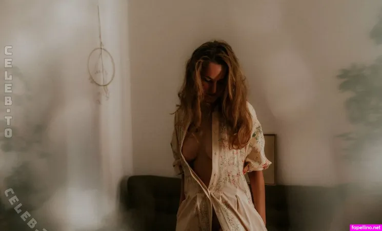 Evapechmarie OnlyFans Thumbnail #wtkxNbZdUF