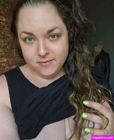 Evarosekiss OnlyFans Thumbnail #wjpSMw5SM7