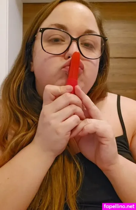 Evarosekissfree OnlyFans Thumbnail #UOHkjiiroM