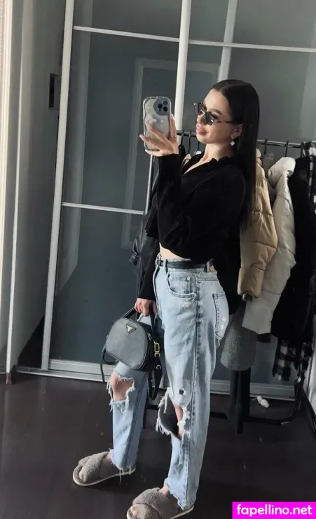 Evarougee OnlyFans Thumbnail #7HeNSlLL7n