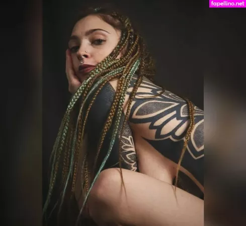 Evasciacca OnlyFans Thumbnail #GpVgrLXiS1