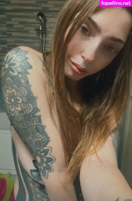 Evasciacca OnlyFans Thumbnail #wV5GlOu3ZT