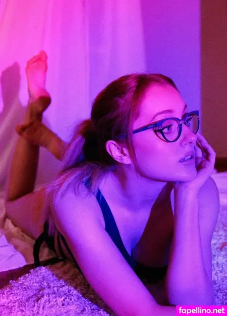 Evasindlerova 1 OnlyFans Thumbnail #CRuaK1m44x