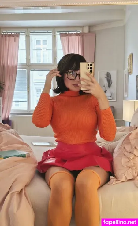 Evasindlerova 1 OnlyFans Thumbnail #mi72AIBnju