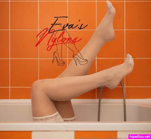 Evasnylons OnlyFans Thumbnail #Mmb42TYQvT