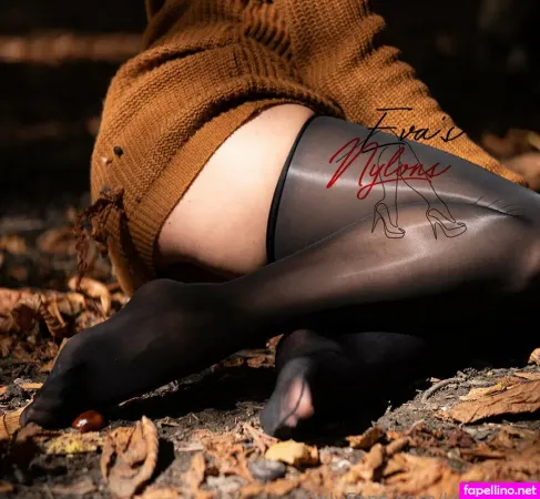 Evasnylons OnlyFans Thumbnail #uzfQJQJfrX