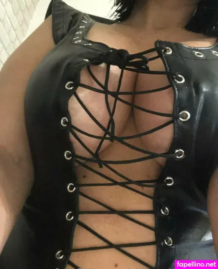 Evasworldofficial OnlyFans Thumbnail #WUMIVcs5Gw