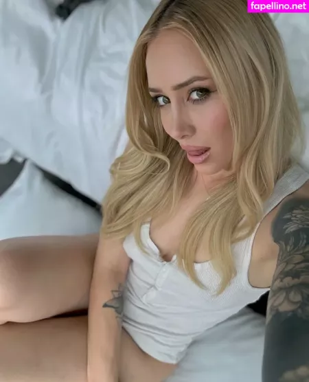 Evathetattedbarbie OnlyFans Thumbnail #gcaWj5xNqJ