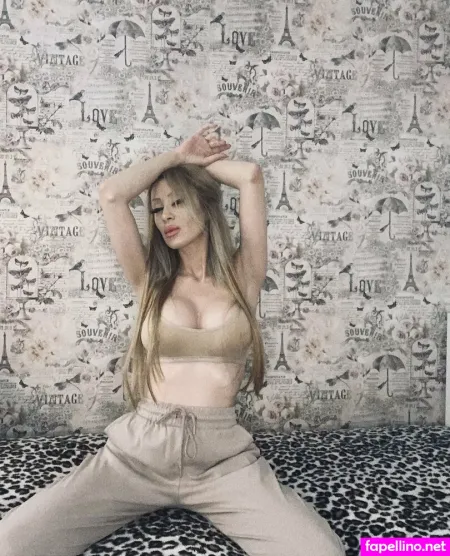 Evavixenfree OnlyFans Thumbnail #CCq67TRMnv