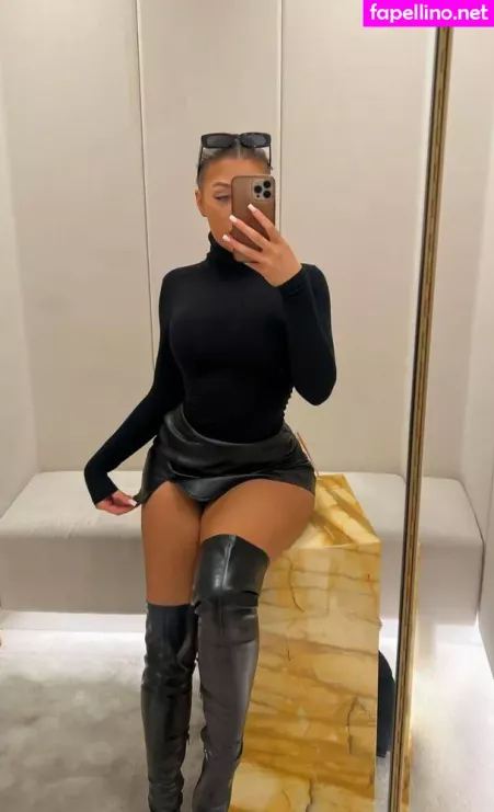 Eve Gale OnlyFans Thumbnail #F1ZUIdcrPR