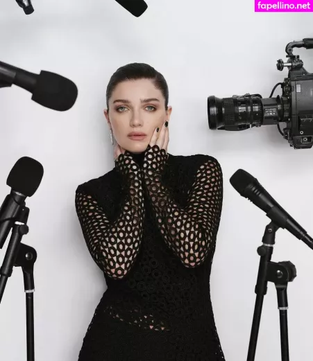 Eve Hewson OnlyFans Thumbnail #shNGc30Tm1