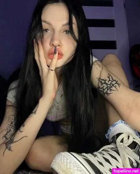 Eve In Wonderland OnlyFans Thumbnail #07qXfuYHau