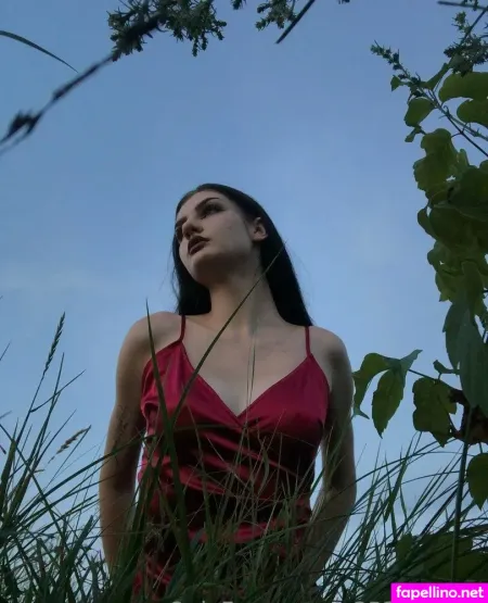 Eve In Wonderland OnlyFans Thumbnail #JmtVpggYoh