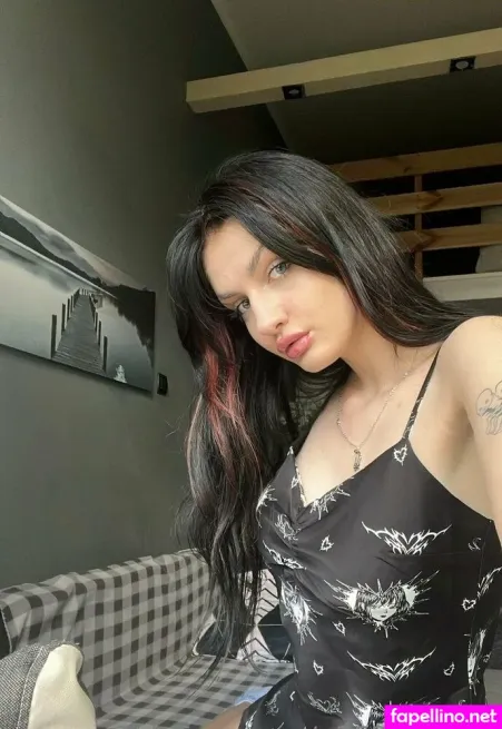 Eve In Wonderland OnlyFans Thumbnail #qg3QM2zN1h