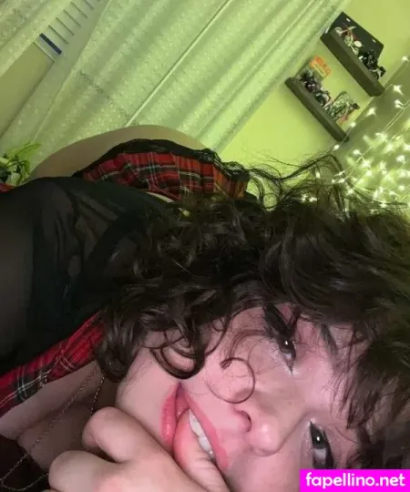 Eve Iris Eveirisowo OnlyFans Thumbnail #o0HDTKpNiB