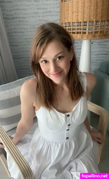 Eve Lawrence OnlyFans Thumbnail #Oeu3DRd9xM