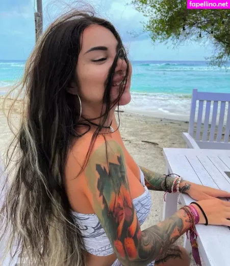 Eve Love OnlyFans Thumbnail #4VYZtbeWkU