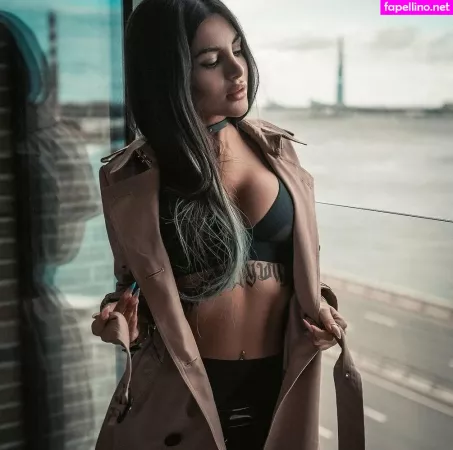 Eve Love OnlyFans Thumbnail #pWZW57tHS6