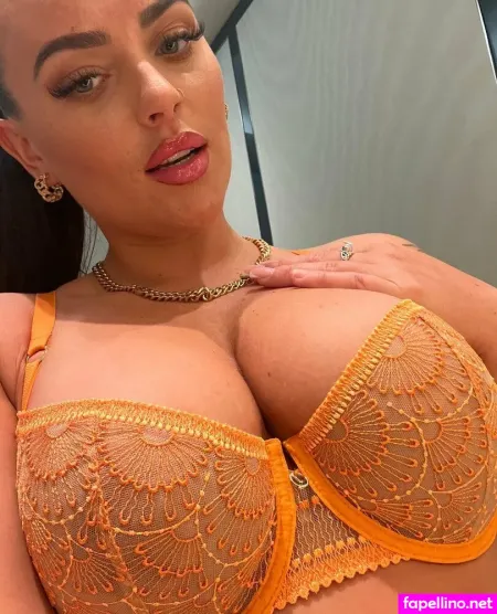 Eve Sophiee 1 OnlyFans Thumbnail #S1HgKp1sFt