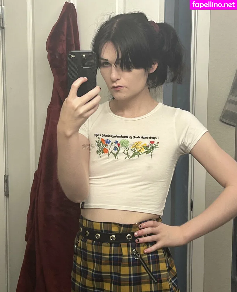 ashleyboalchdarby, evedesireedarby Nude Leaked OnlyFans Photo #Ta9dciTQXk