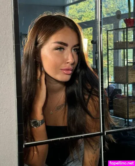 Eveealexis OnlyFans Thumbnail #aJ2X0WC3V4