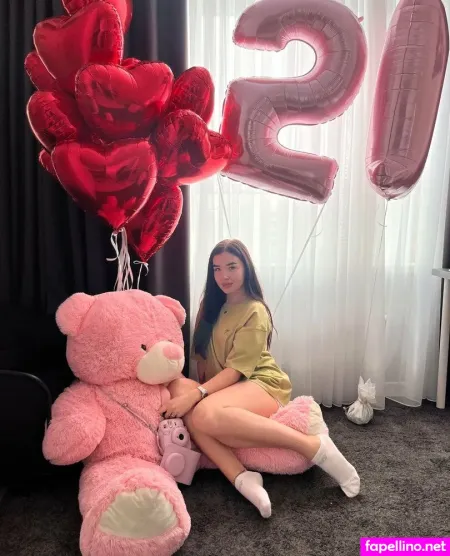 Eveealexis OnlyFans Thumbnail #vDDYNRucUI