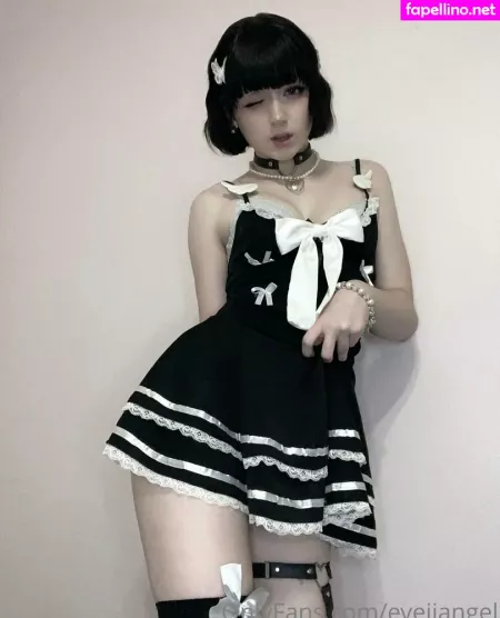 Eveiixdarling OnlyFans Thumbnail #LwwsBUeTBC