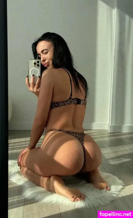Evelien Murano OnlyFans Thumbnail #pj1QCgiTuM