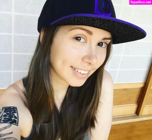 Evelien OnlyFans Thumbnail #YNT9Dl11S8