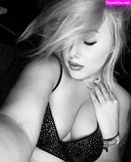 Eveliinngy OnlyFans Thumbnail #iTiTvhZ31t