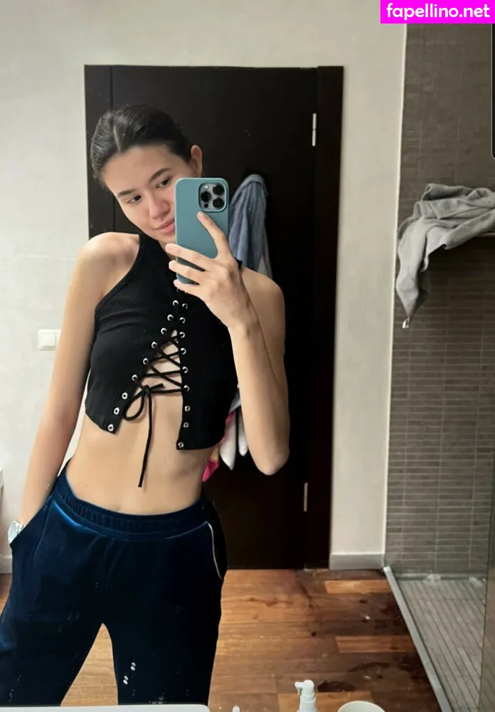 _lana_bananaa_, naomimi000 Nude Leaked OnlyFans Photo #R6cwi9pTTI
