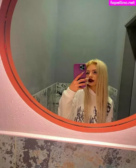 Evelinalittledemon OnlyFans Thumbnail #ym3KxoHlUT