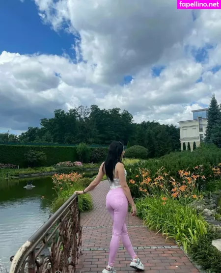 Evelinaqueen OnlyFans Thumbnail #R4SY2f8TVD