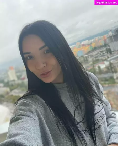 Evelinaqueen OnlyFans Thumbnail #x1P2319IZH