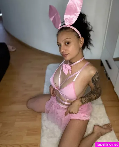 Eveline Dobre OnlyFans Thumbnail #syQMtOO0mS